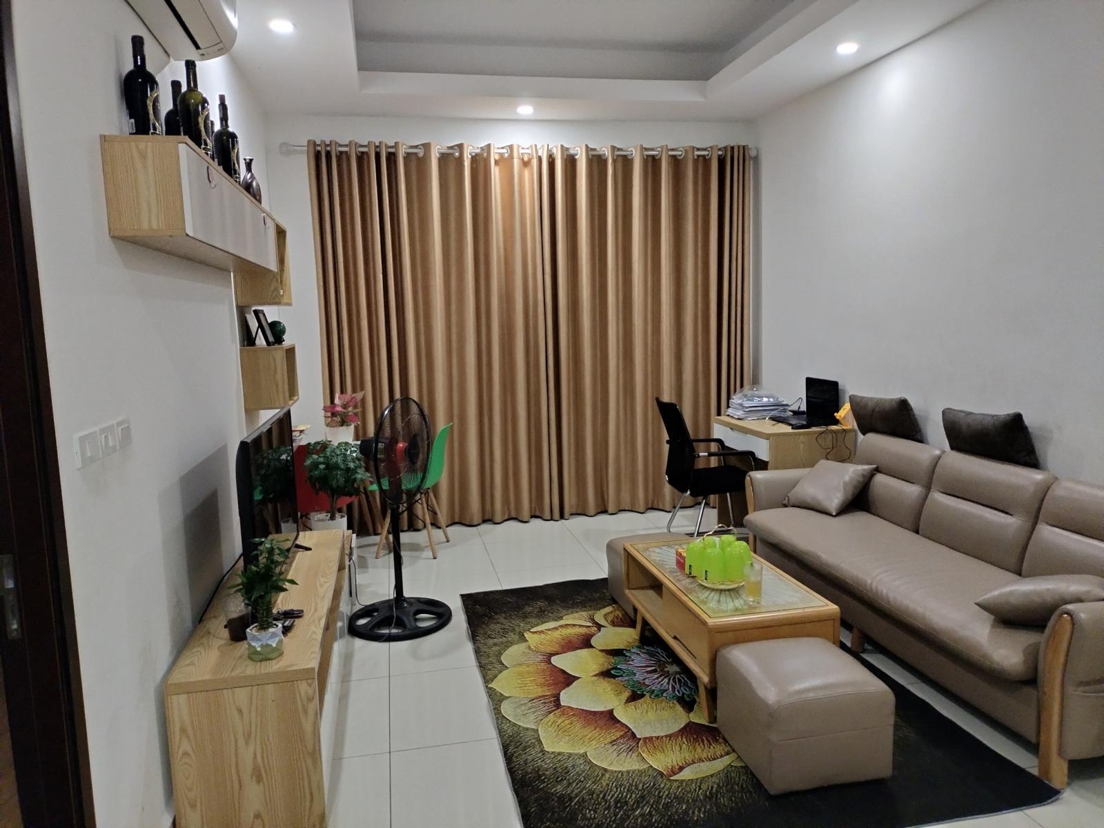 Căn hộ căn hộ AZ Sky KĐT Định Công, 3 phòng ngủ, 2 vệ sinh, full nội thất, giá 10 triệu/tháng