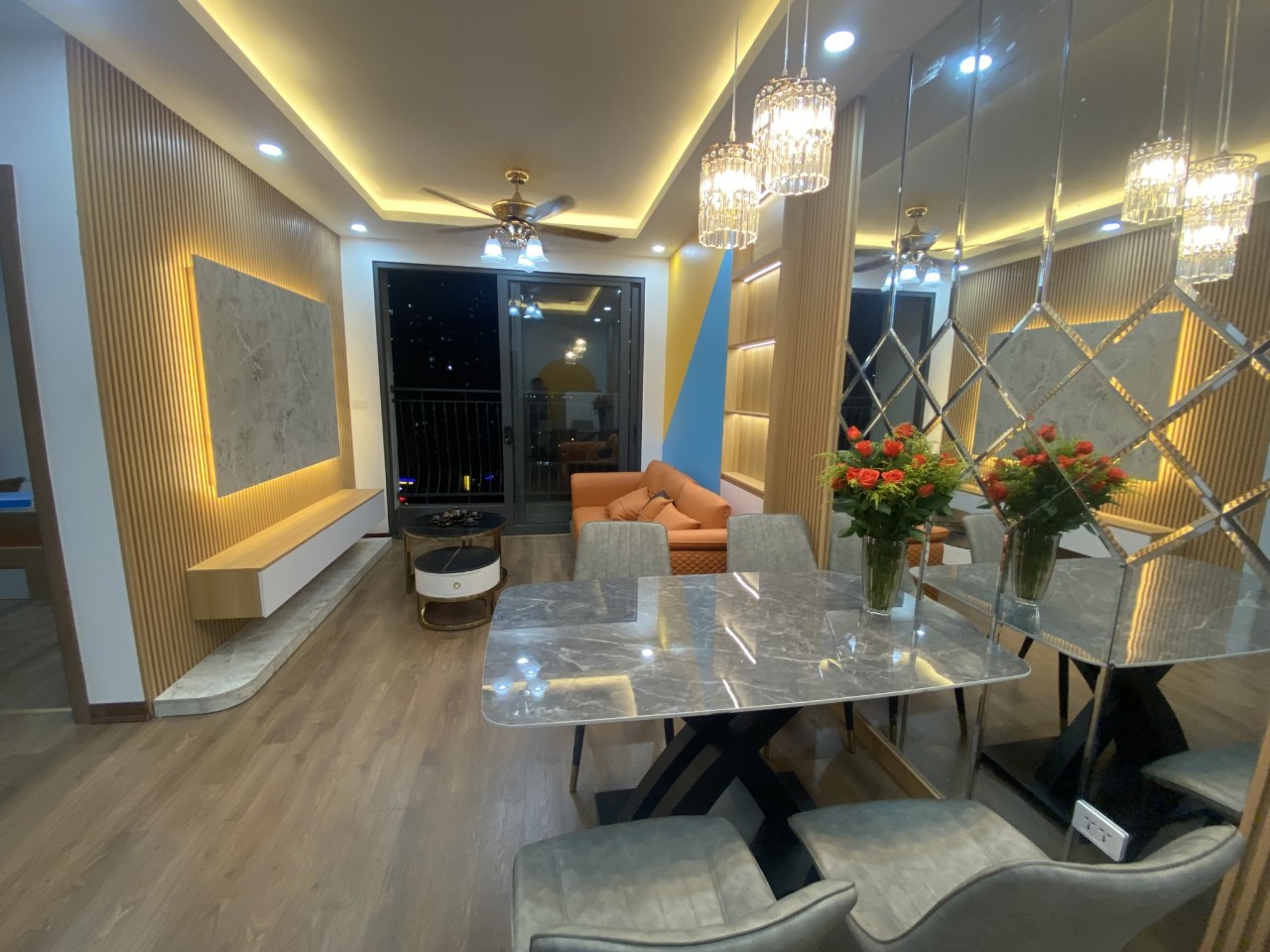 Cho thuê chung cư Geleximco Southern Star - 897 Giải Phóng. 65m 2 phòng ngủ đủ đồ