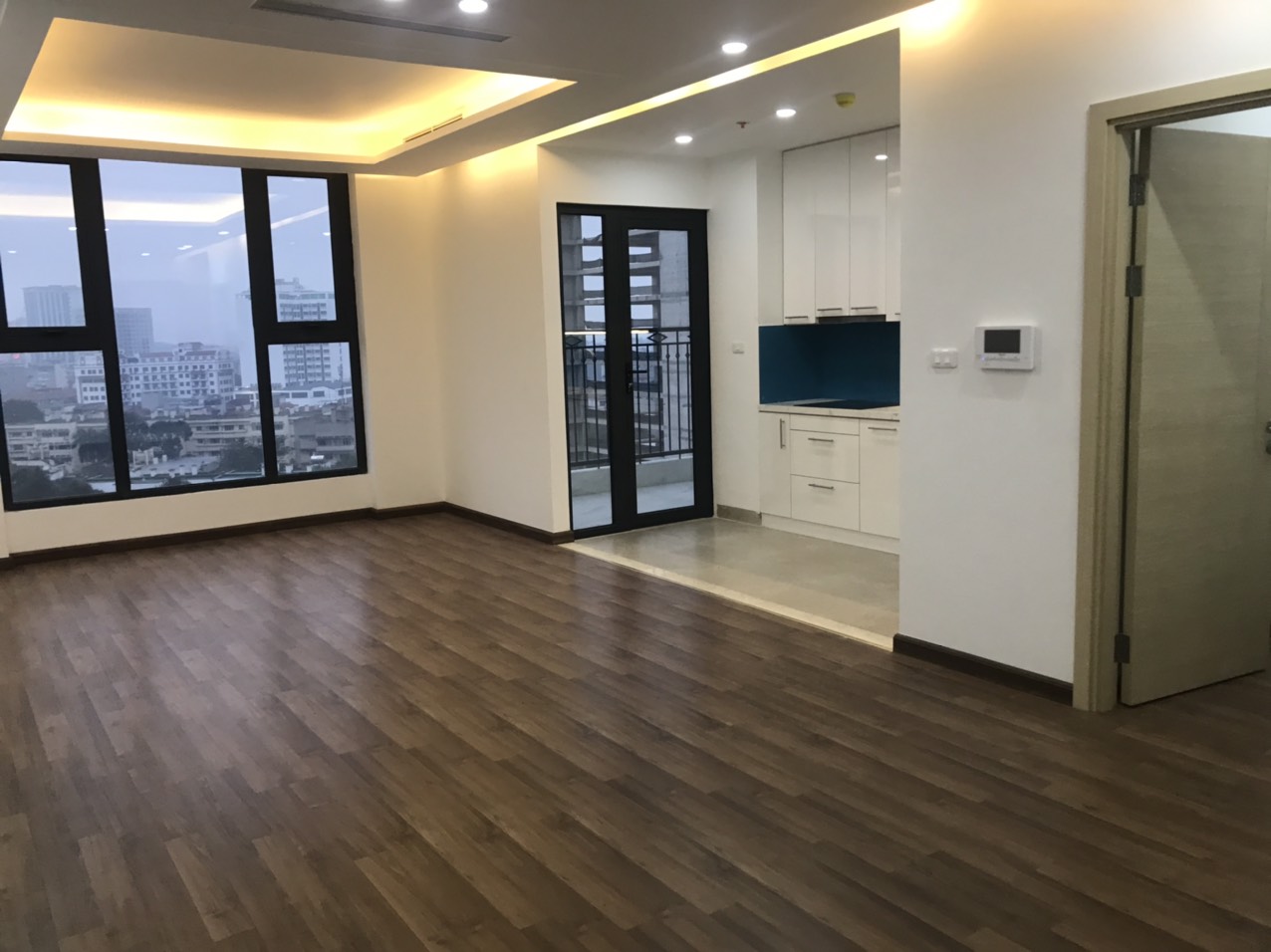 Cho thuê căn hộ tại C7 - Giảng Võ đối diện khách sạn Hà Nội 80m2, 2PN đủ đồ - giá 15 triệu/tháng
