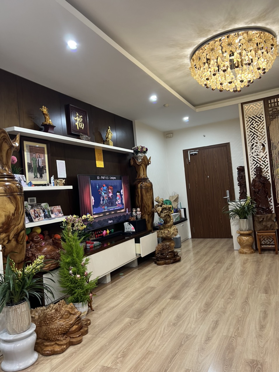 Cho thuê căn hộ cc Intracom 2 Cầu Diễn căn góc 134,7m 3PN 3 ban công ĐN nhà đẹp có 2slot oto dưới hầm