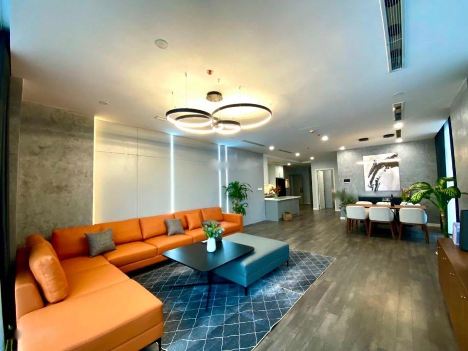 Cho thuê chung cư Golden Park Tower 3 phòng ngủ, 100 m2 tại Cầu Giấy, giá 19 tr/tháng