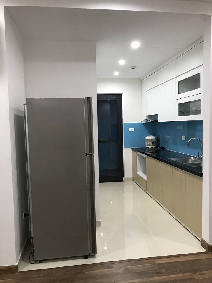 CẦN CHO THUÊ GẤP CĂN HỘ GOLDARK CITY 3 NGỦ ĐỦ ĐỒ ĐẸP, CÓ ẢNH GIÁ CỰC TỐT