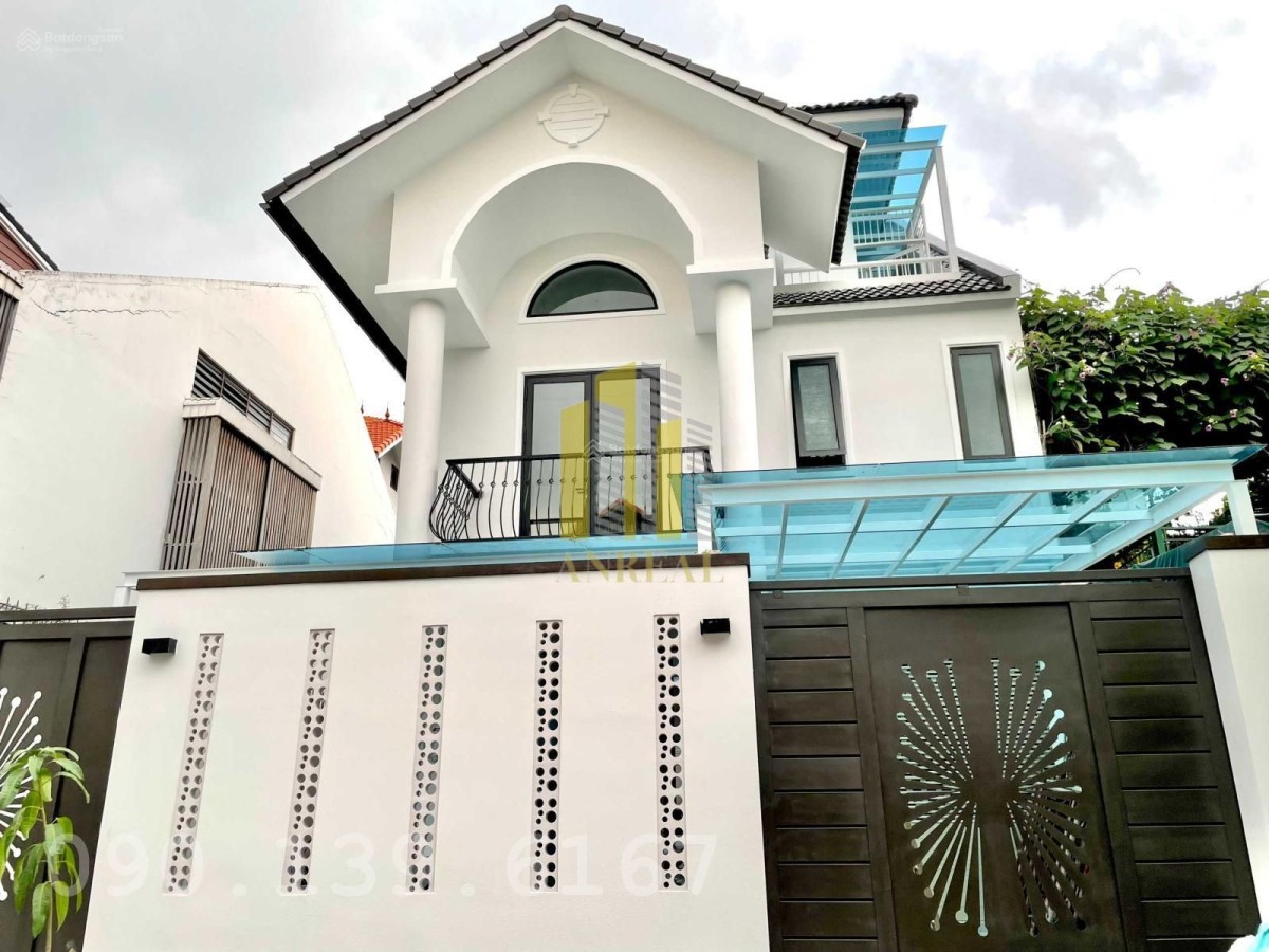 Cho thuê nhà đường Nguyễn Văn Hưởng, Thảo Điền, Quận 2
