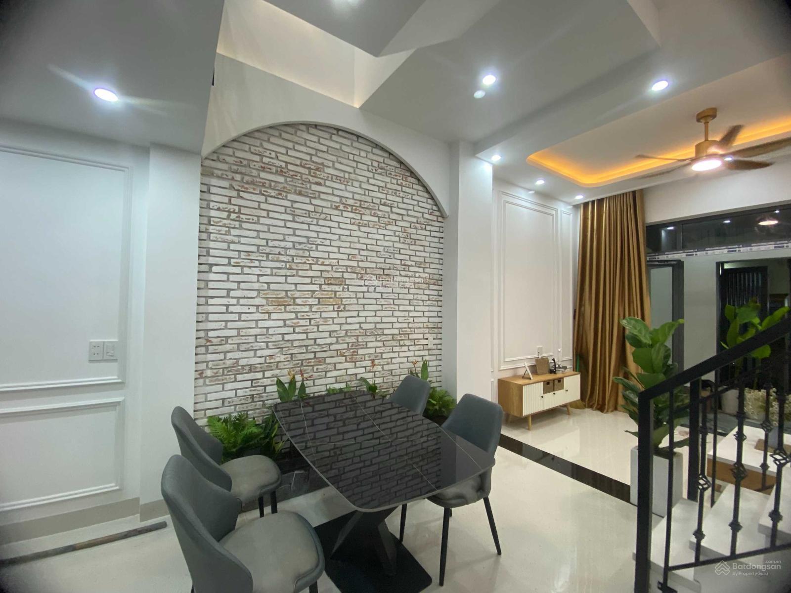 Bán nhà mới 3 tầng kiệt 4m Cù Chính Lan, chốt nhanh kịp đón tết, Q Thanh Khê