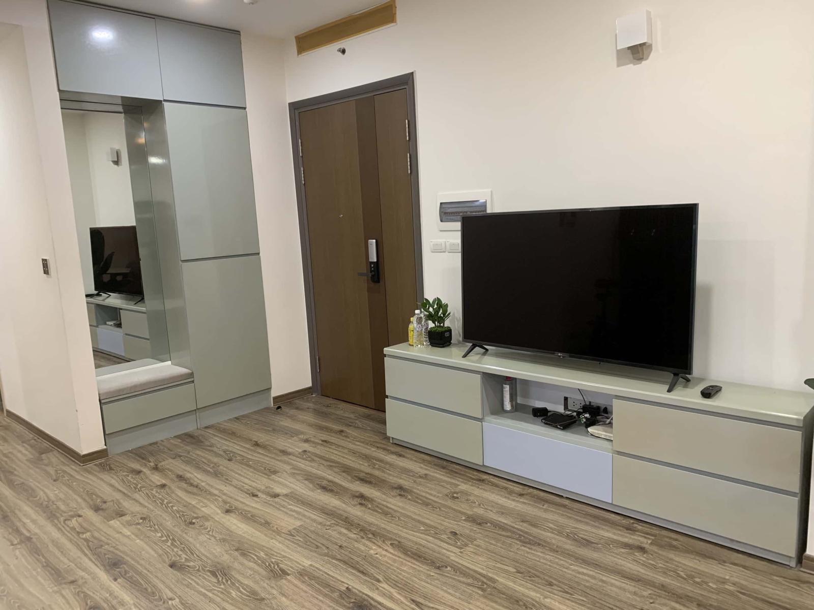 Cho thuê chung cư Intracom 1 Trung Văn, 3 ngủ 117m2 full đồ 12 triệu.