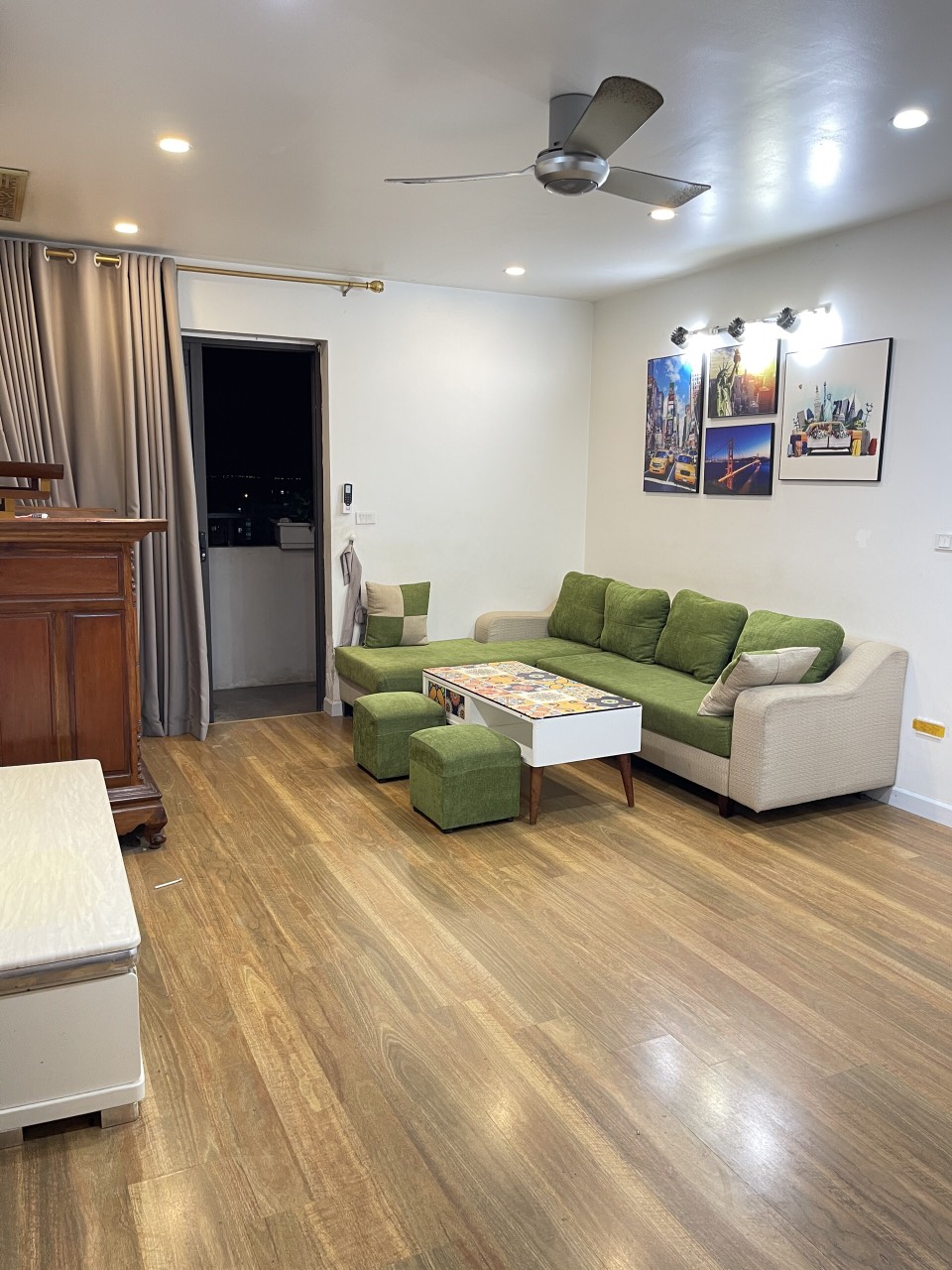 Chính chủ cho thuê căn hộ Lạc Hồng WestLake Phú Thượng 80m 2PN full đồ view cầu Nhật Tân