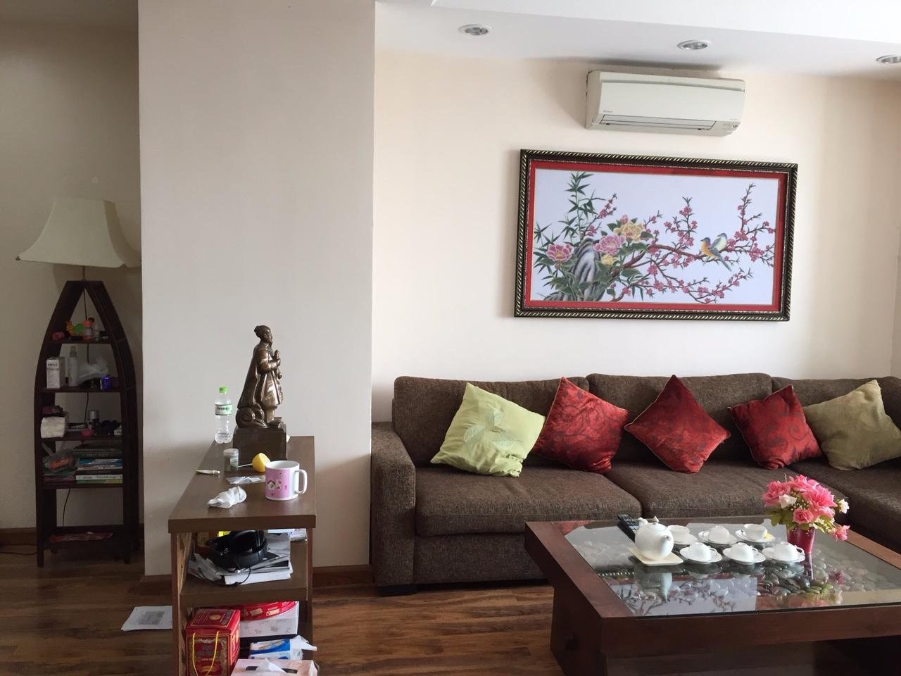 Cho thuê căn hộ chung cư Chelsea Park Trung Kính 2PN 98m2 full nội thất đẹp nhà siêu thoáng và đẹp