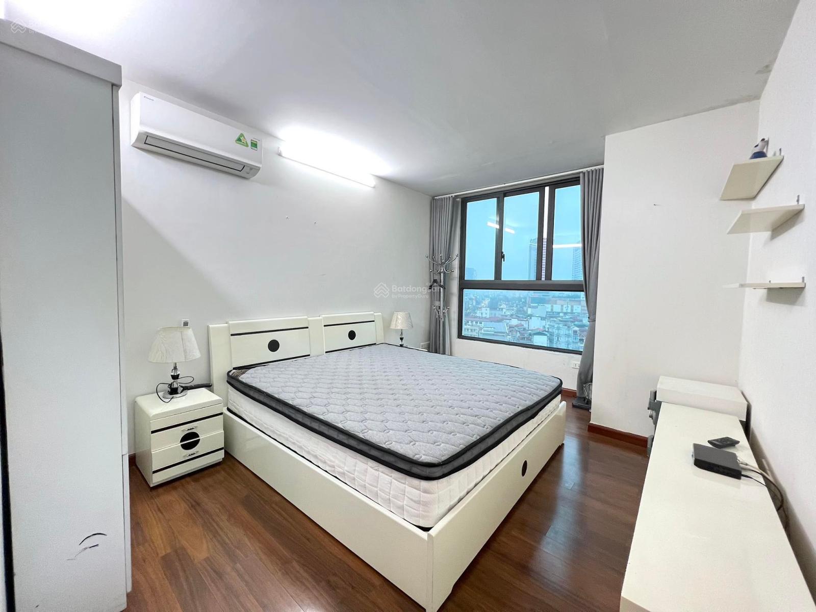 Cho thuê căn hộ chung cư Times Tower - HACC1 134m2, 3PN, đủ đồ đẹp 17 tr/th
