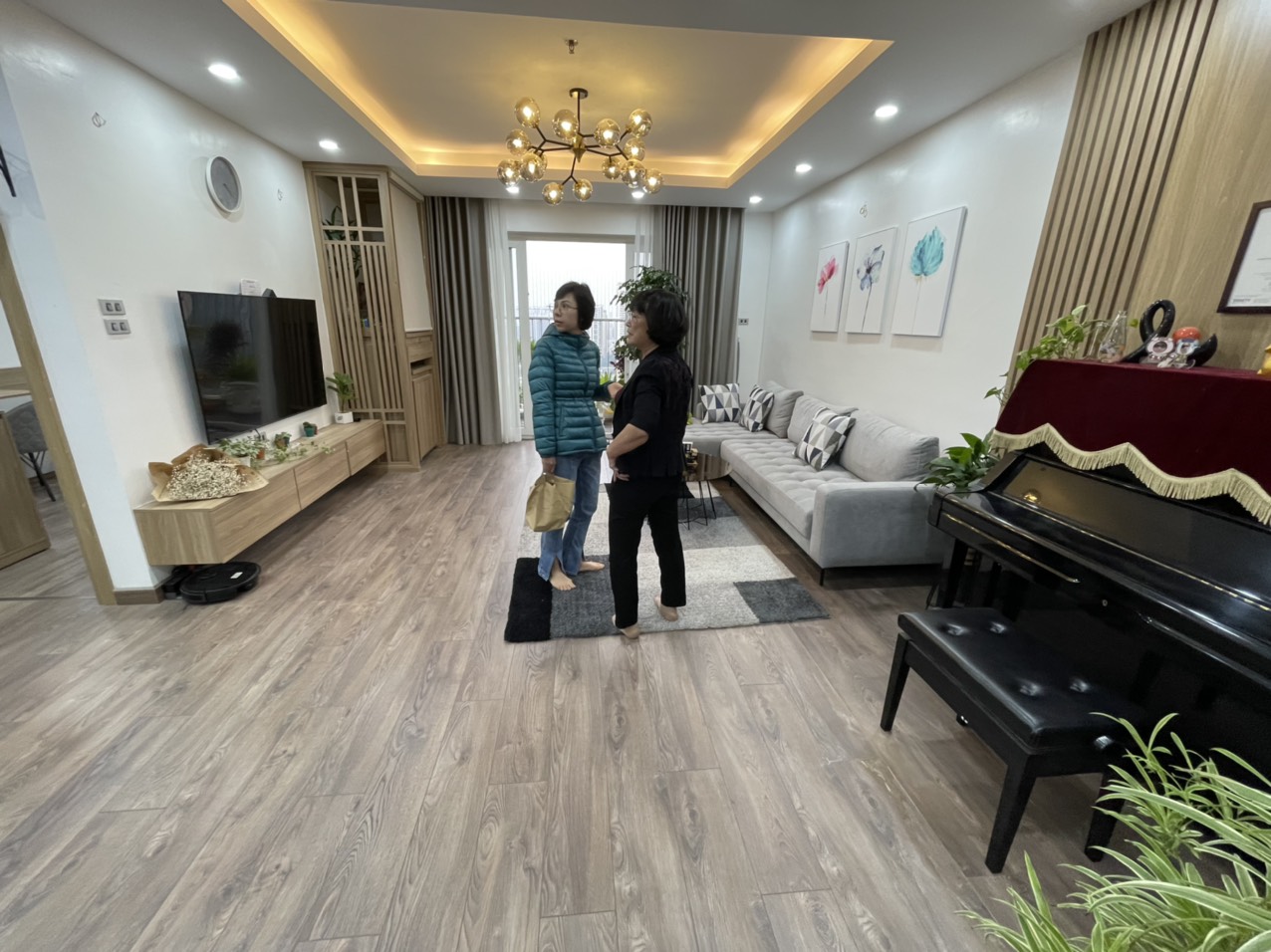 Cho thuê chung cư cao cấp Việt Đức Complex 2 phòng ngủ full đồ giá chỉ 14 triệu/tháng