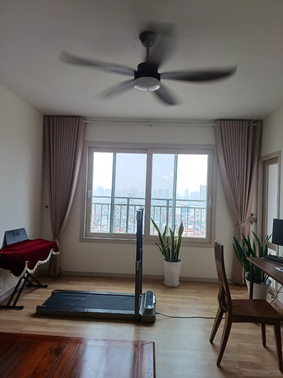 Cho thuê căn hộ CT7 Booyoung Mỗ Lao 107m, 3 ngủ, 2vs full đồ 16.5tr vào 1/4