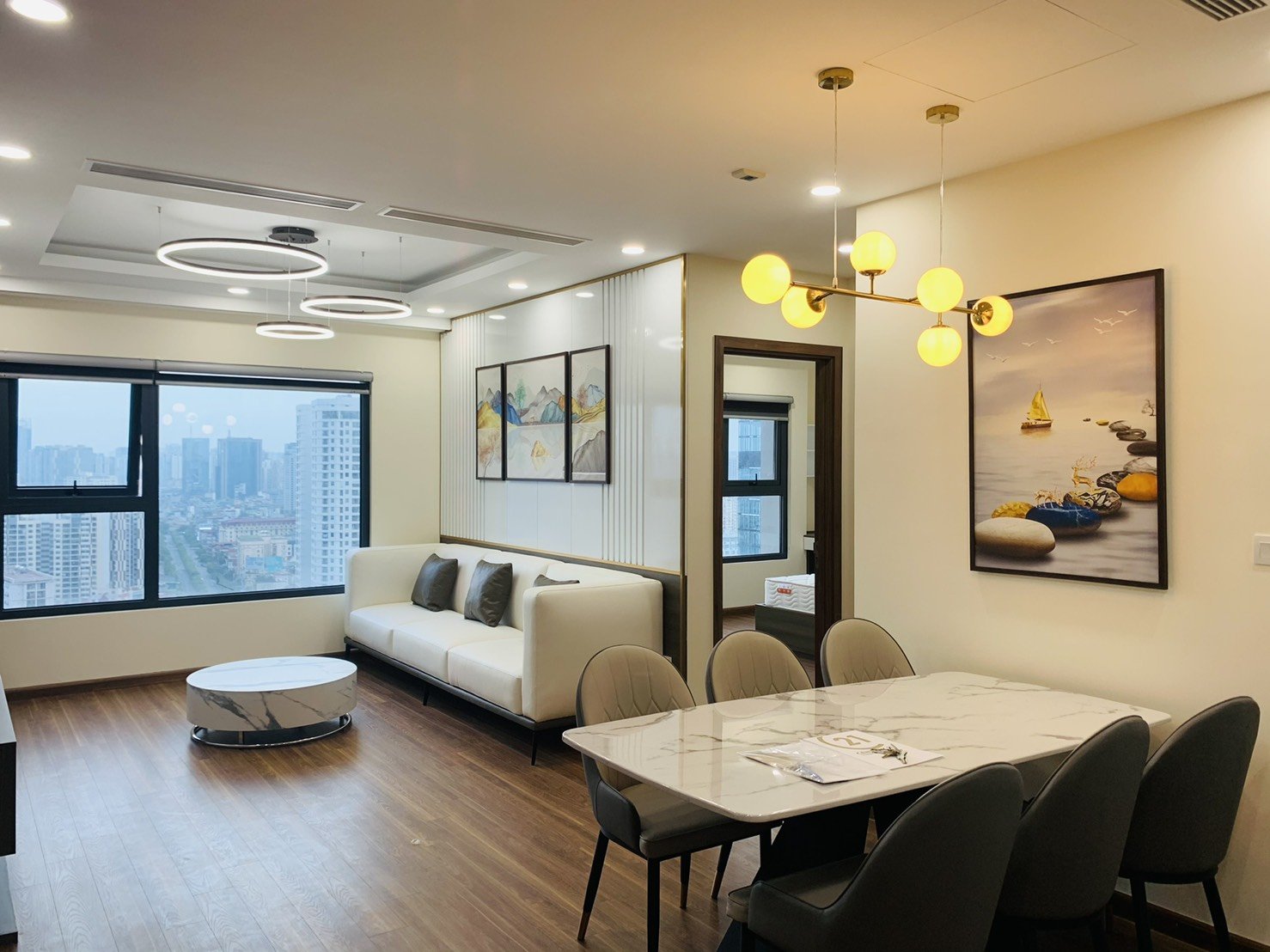 cho thuê các căn hộ chung cư Golden Park Tower Phạm Văn Bạch, 2-3 PN
