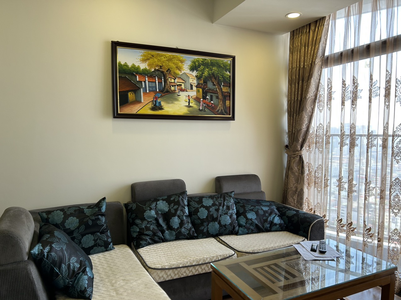 Cho thuê căn hộ 2 phòng ngủ tòa Discovery Complex, đầy đủ đồ nội thất cao cấp