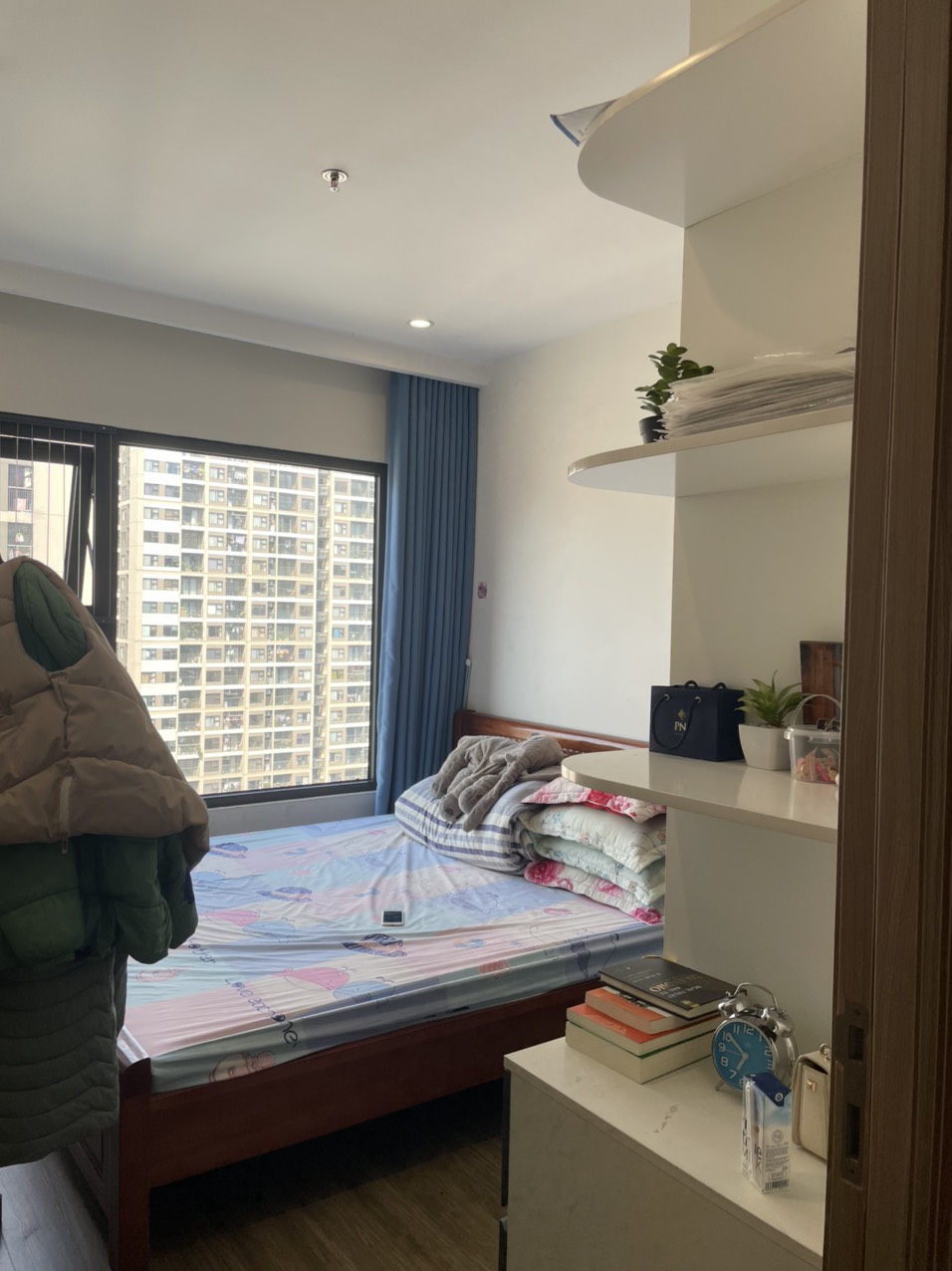 Cho thuê căn 2PN Full đồ đẹp tại Vinhome Smart City