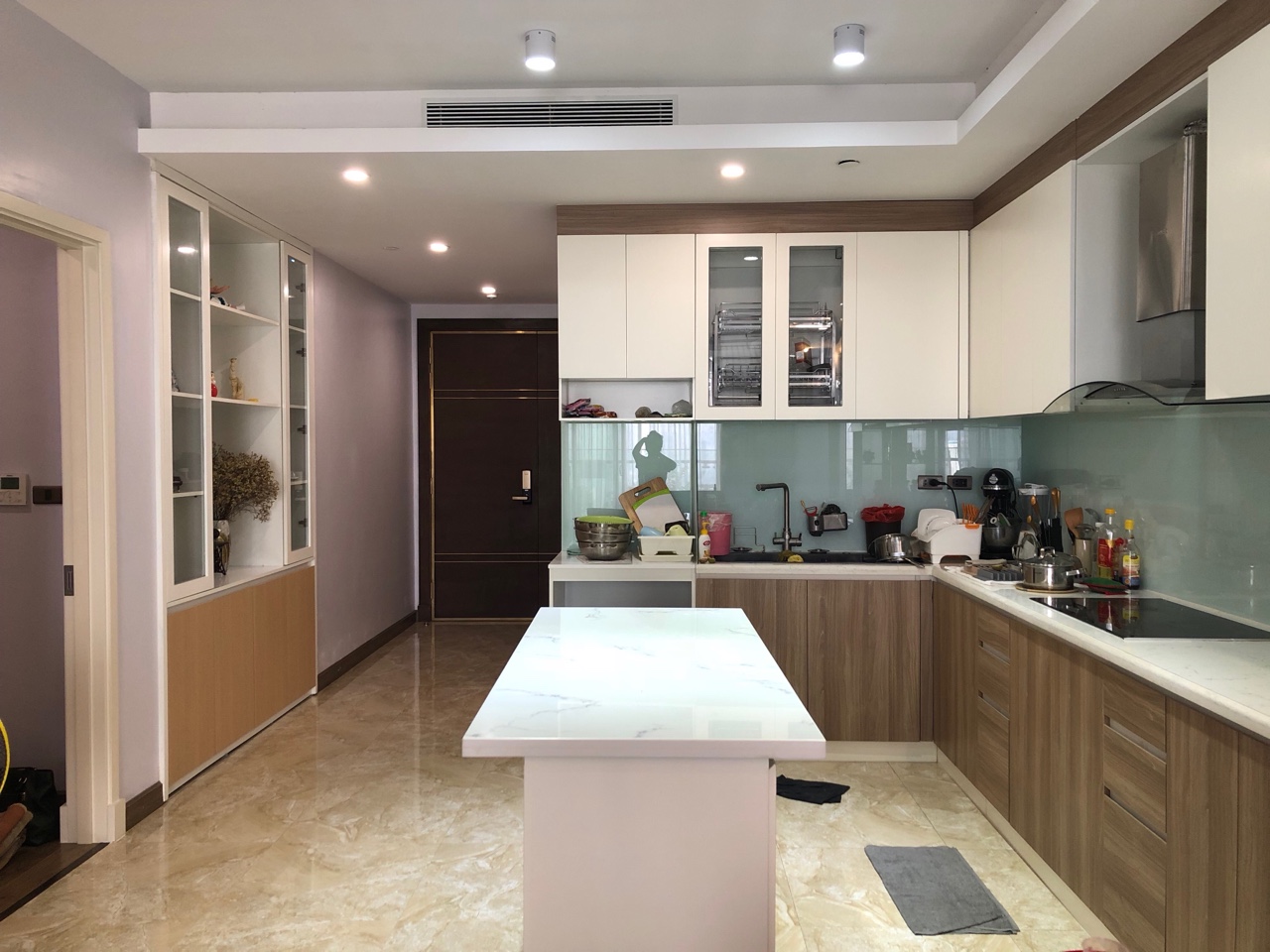 Cho thuê căn hộ Sun Grand City - 69B Thụy Khuê, 96m2 2 ngủ đủ đồ giá 22 triệu