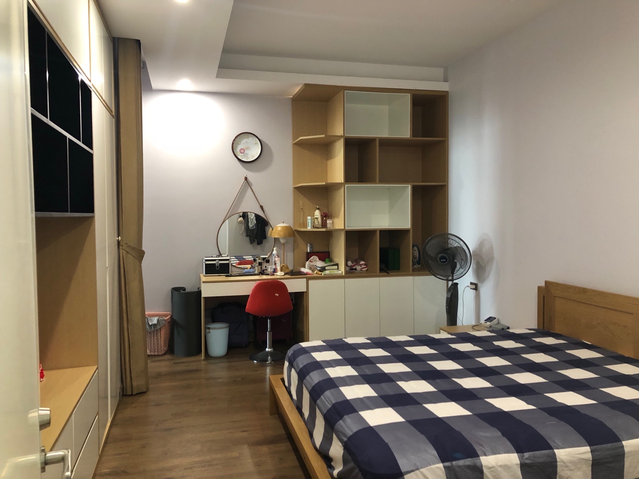 Cho thuê căn hộ Sun Grand City - 69B Thụy Khuê, 96m2 2 ngủ đủ đồ giá 22 triệu