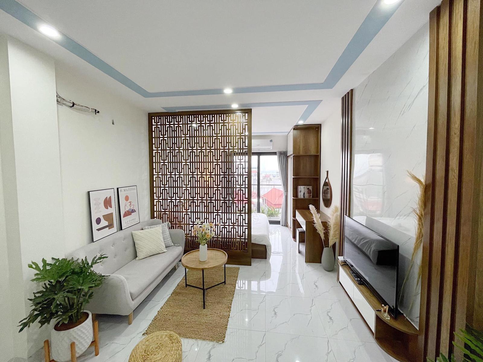 Cho thuê chung cư CT4 Vimeco Nguyễn Chánh, 141m2, 3PN, đồ nội thất cơ bản