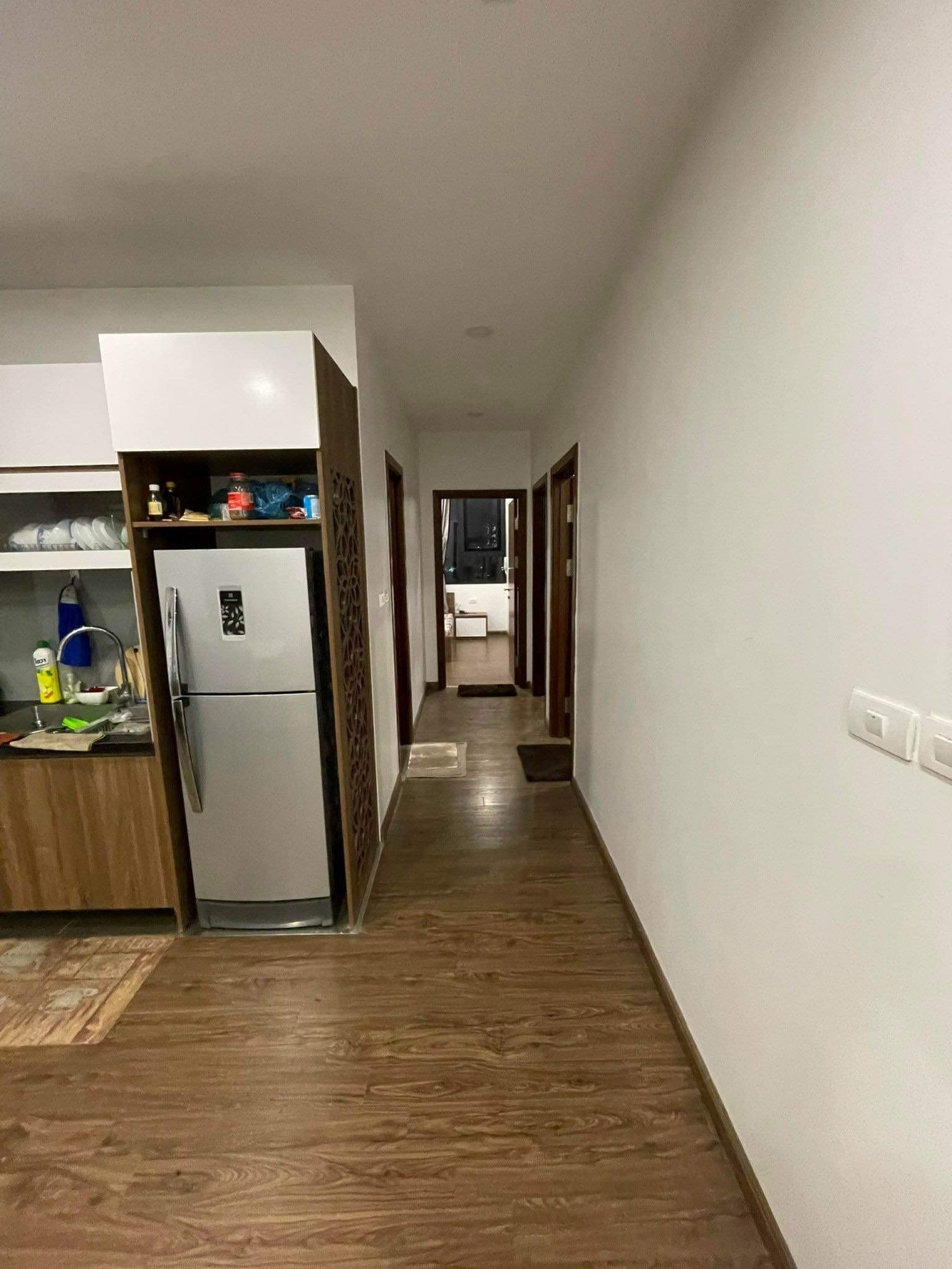 Cho thuê chung cư sửa đẹp căn hộ 151 Nguyễn Đức Cảnh, Hoàng Mai, 125m2, 3 phòng ngủ, MTG