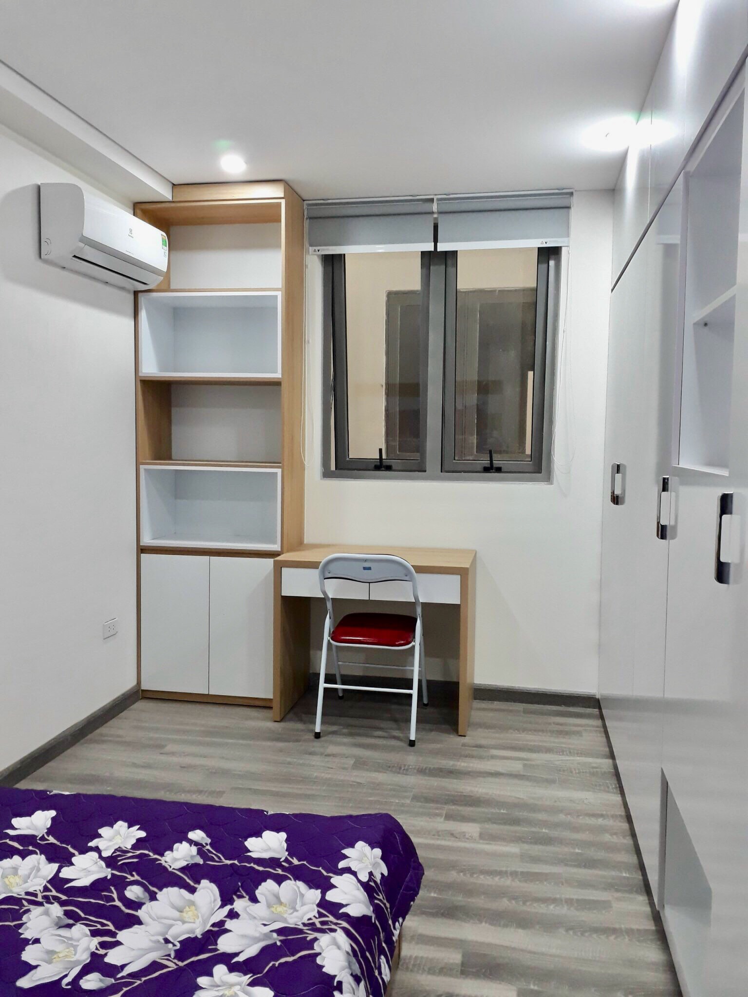 Cho thuê căn hộ thống nhất complex 82 nguyễn tuân 88m, 3 ngủ, 2vs full 17.5tr vào luôn có slot ô tô
