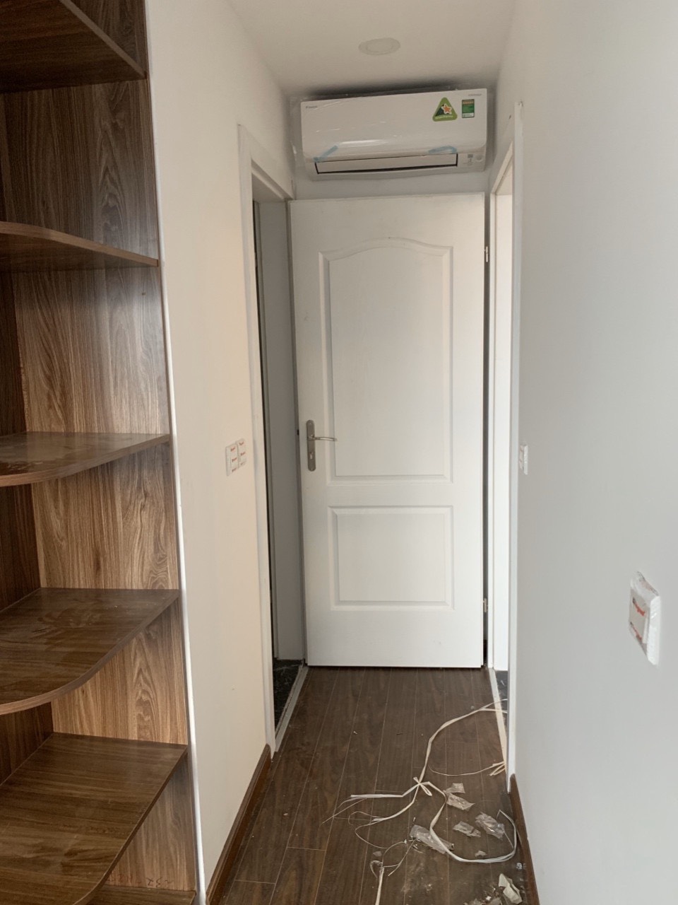 Cho thuê chung cư Imperial Plaza Giải Phóng, 2 ngủ 75m2 full đồ 12 triệu. LH 0377983070
