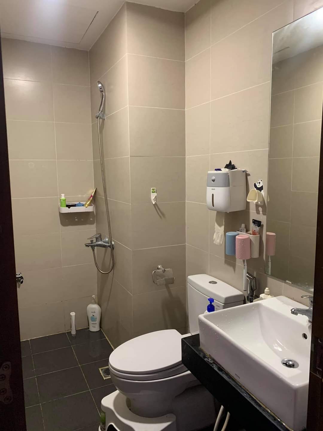 Cho thuê chung cư CT1A-VOV Mễ Trì, 75m, 2 phòng ngủ, đủ đồ 10 triệu