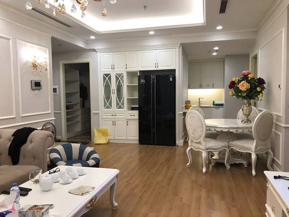 Cho thuê căn hộ Royal City Nguyễn Trãi, 2 phòng ngủ, đủ đồ 17tr/tháng