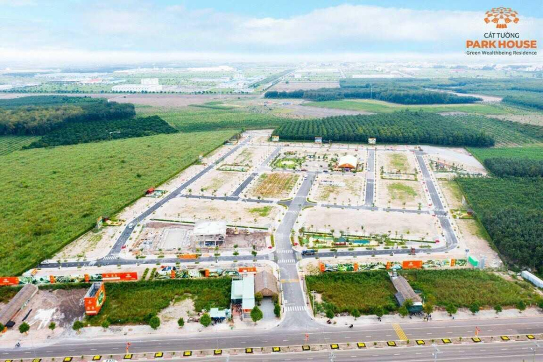 Chỉ từ 300 triệu có ngay lô đât nền mặt tiền đường Nguyễn Văn Lnh