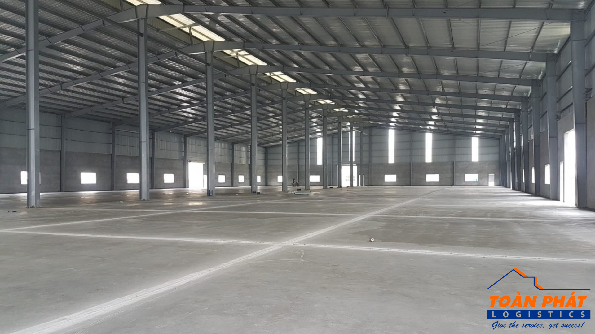 Cho thuê kho bao gồm dịch vụ xếp dỡ, thuê kho diện tích tách nhỏ 200-300m2 tại KCN Sóng Thần 1