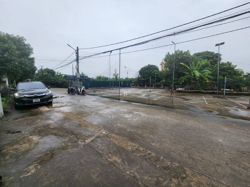 Cần bán đất Nam Hồng , Đông Anh , vị trí Hoa Hậu . Oto 29 chỗ đỗ cửa