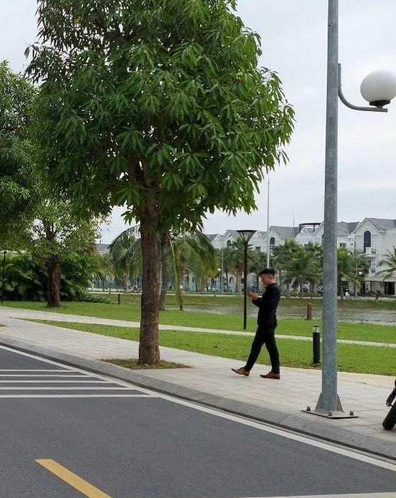 Bán lại căn shophouse San Hô Vin Ocean Park Gia Lâm, Hà Nội