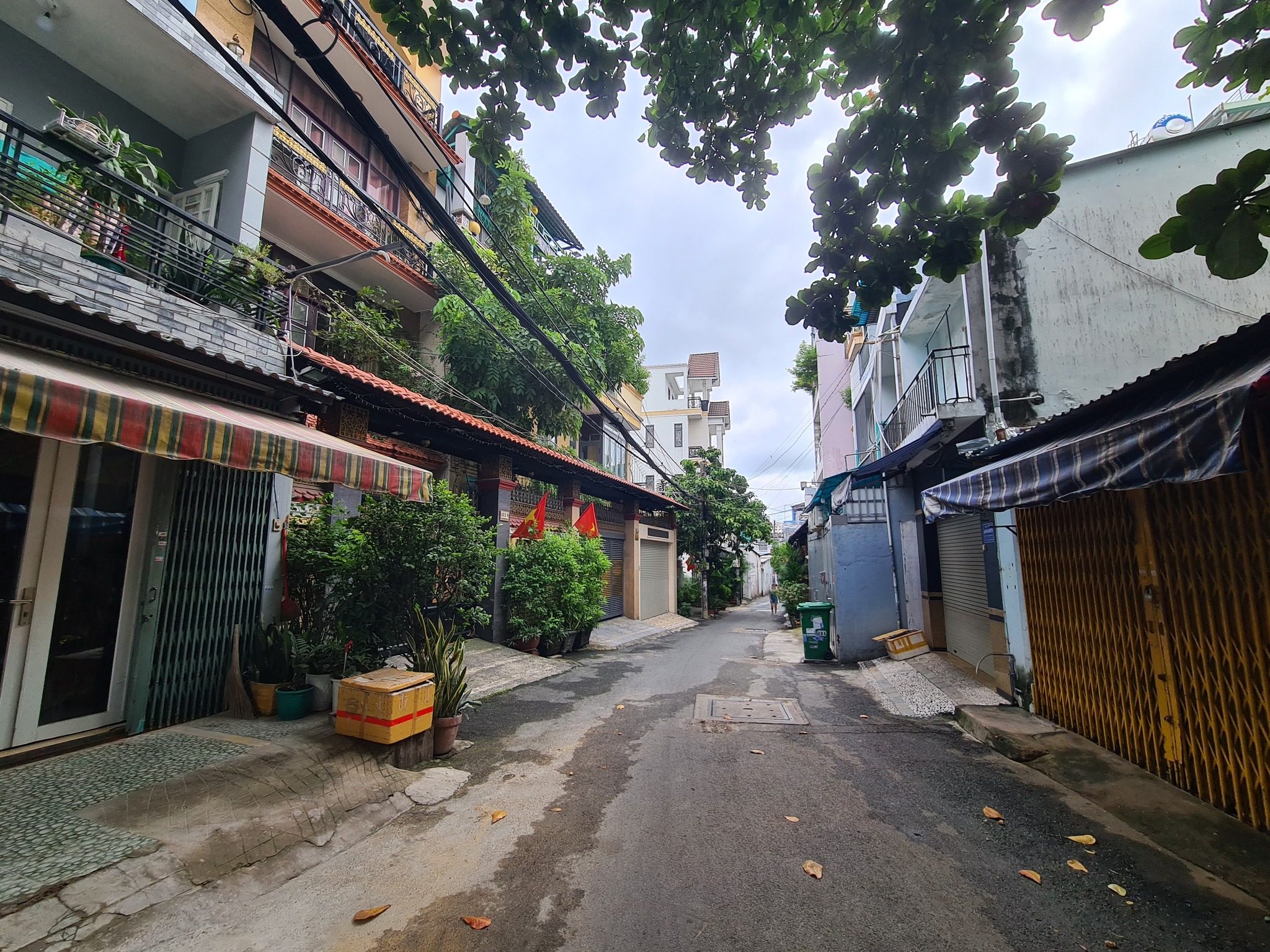 Tôi cần bán nhà mới xây năm ngoái, 4 tầng,  P.10, 119m², 4.65 tỷ