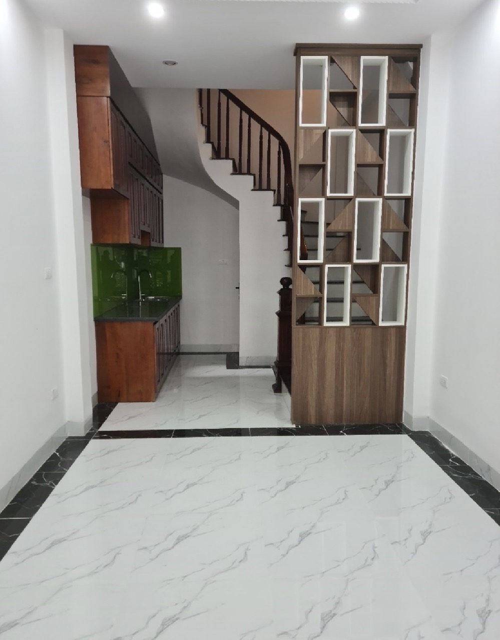 Bán gấp nhà mới xây ĐẸP ở luôn, Phố Phú Lương, Hà Đông, 4PN, 33m2x4.5T, giá chỉ từ 2.5 tỷ