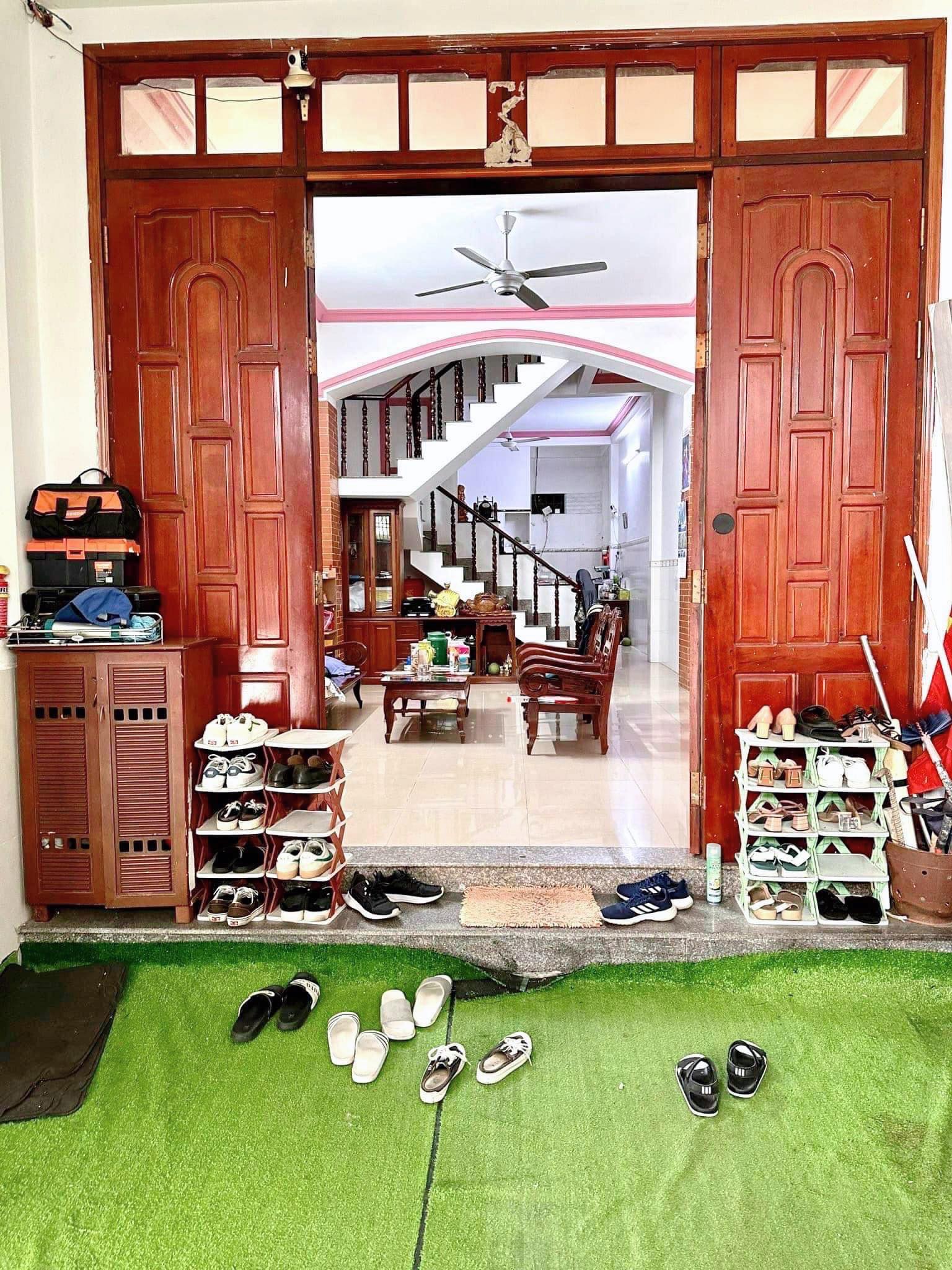 Bán nhà shr-oto ngủ nhà 80m2-3tang Phạm Văn Bạch , 7tỷ 0932030061