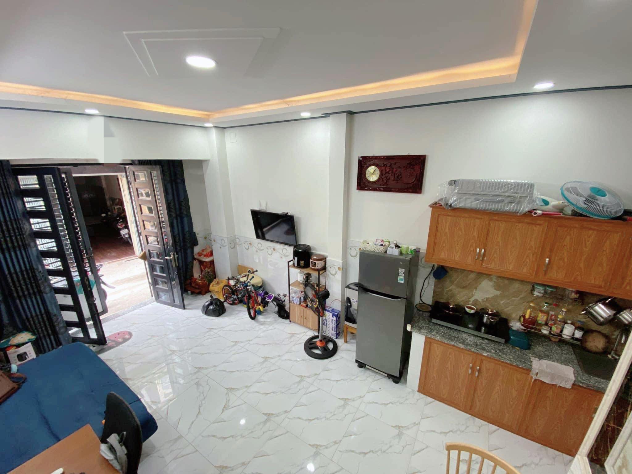 Bán nhà shr 28m2-2tang gần Trường Chinh giao Tây Thạnh , 3 tỷ nhỉnh 0932030061