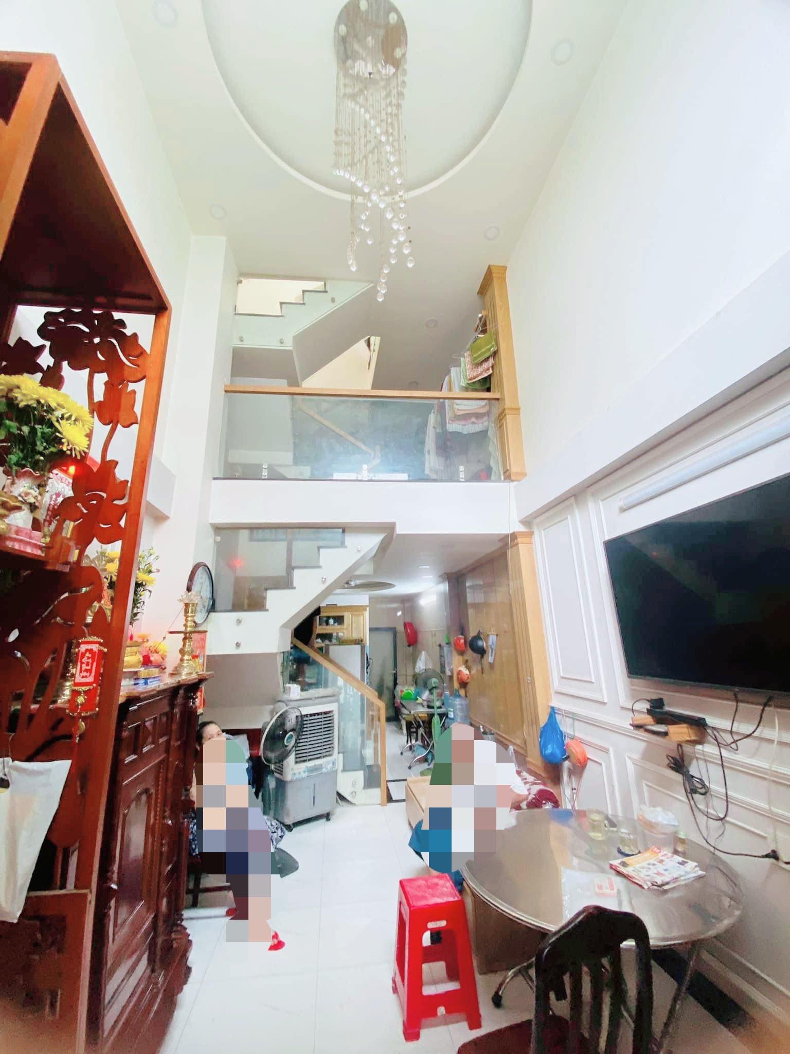 Bán nhà shr-hxh 45m2-3tang ngay Emart Phan Huy Ích - khu vip Gò Vấp 4ty nhỉnh 0932030061