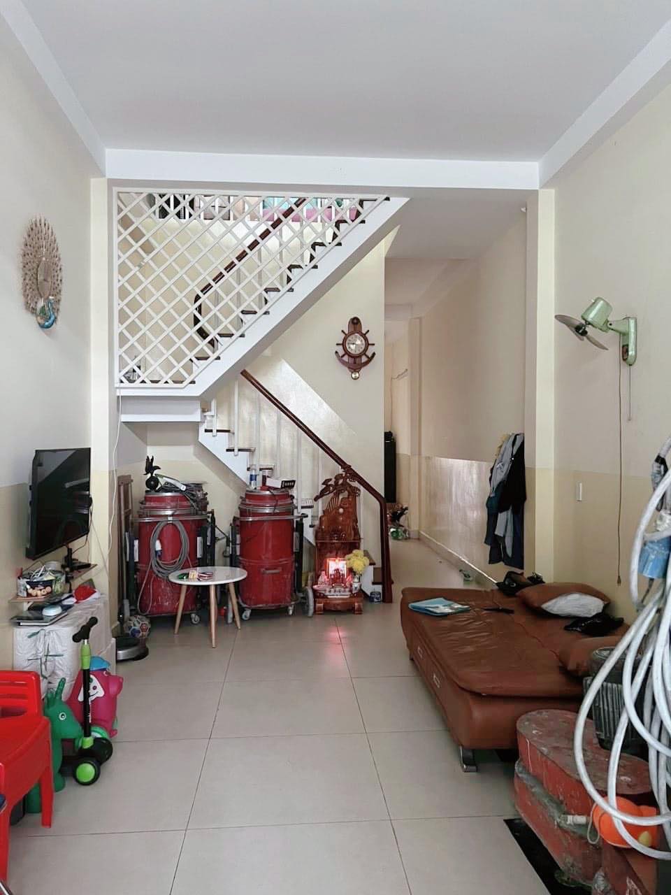 Bán nhà shr 67m2-2tang Lê Trọng Tấn Tân Phú- hxh tránh - giáp Bình Tân - 6tỷ nhỉnh 0932030061