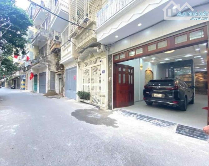 Bán nhà riêng ngõ 93 Hoàng Văn Thái 49,5m2, 5T,Phân Lô - Ô Tô Tránh Giá Chỉ 11 Tỷ
