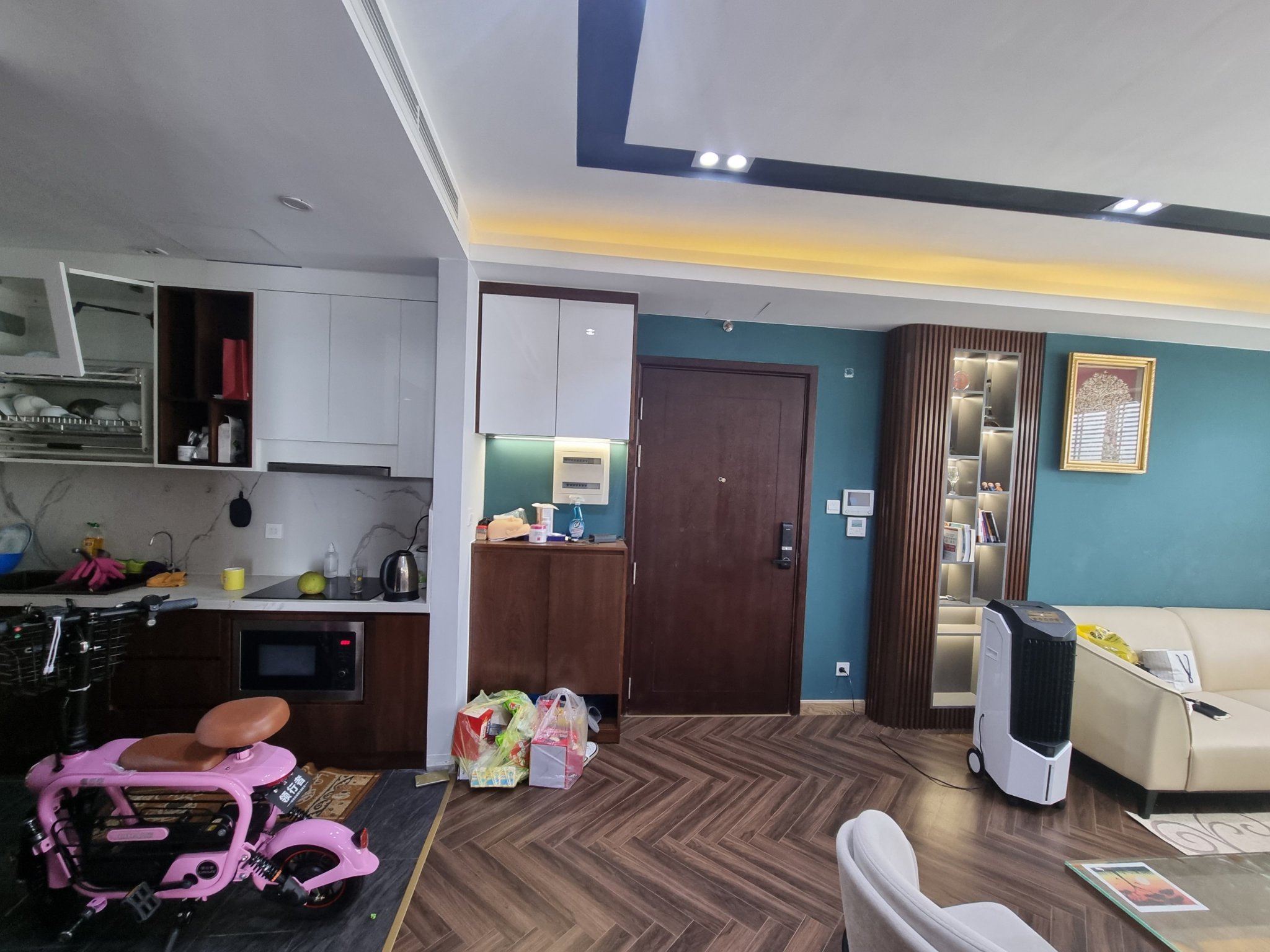 Cho thuê chung cư Green Bay 2 8m2 ngủ 14 triệu