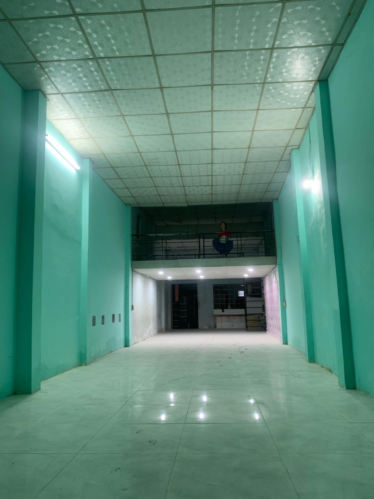 Chính chủ cho thuê nhà mặt tiền Nguyễn Xiển, Trường Thạnh