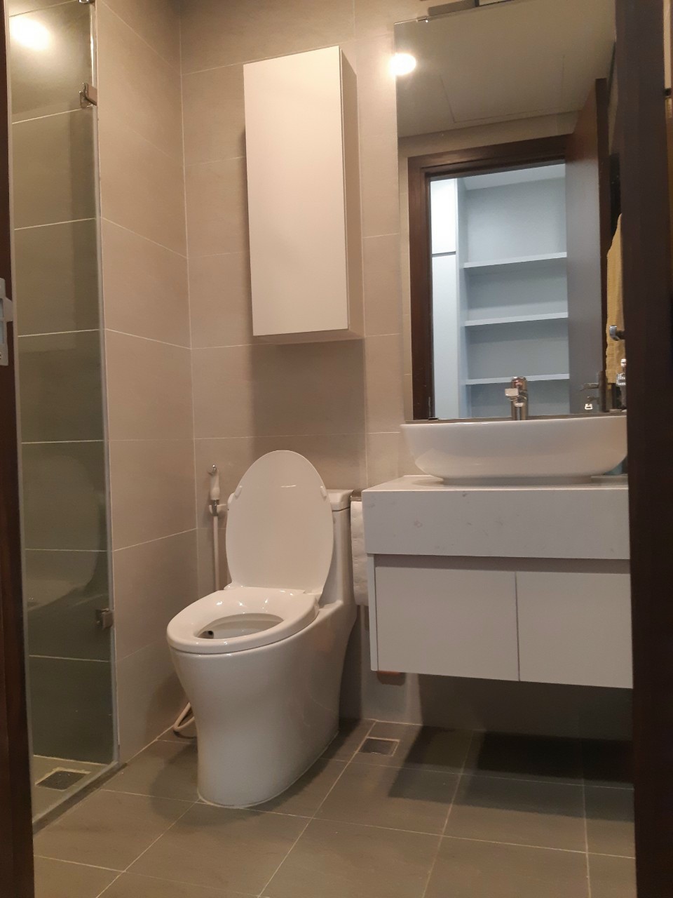 Chung cư Giá 2 Tỉ gần Big C Long Biên Hà Nội, 2 ngủ diện tích 78m2, nội thất hoàn thiện