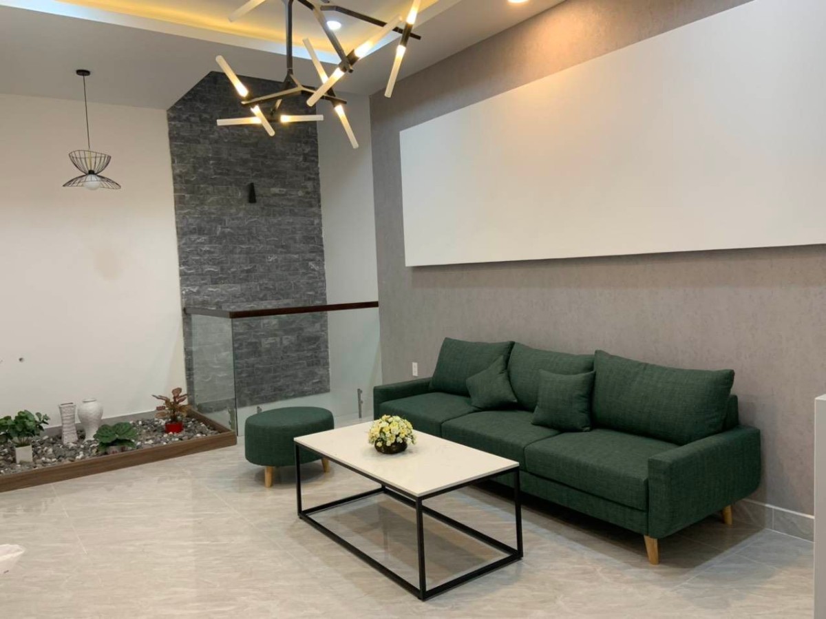 Cho thuê nhà nguyên căn 4 tầng đường Quang Trung, Gò Vấp