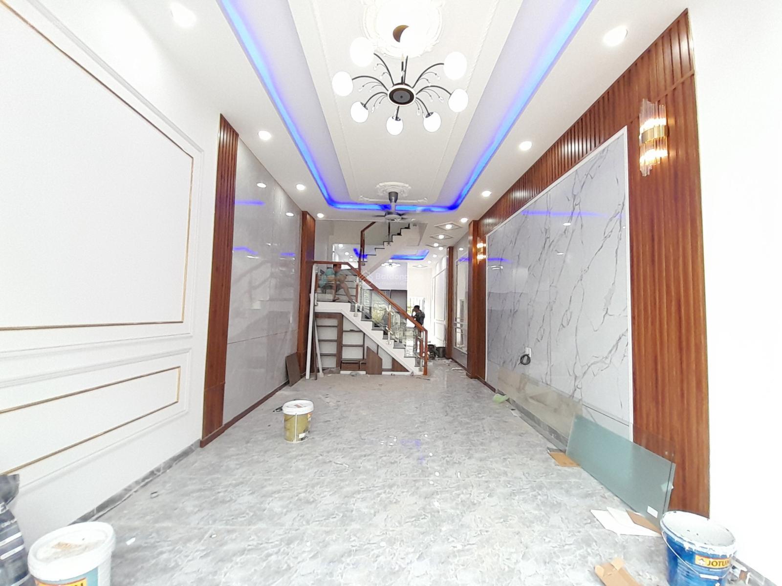 Bán nhà 1 trệt 2 lầu KDC Phú Hồng Lộc, p. Thuận Giao, Tp Thuận An