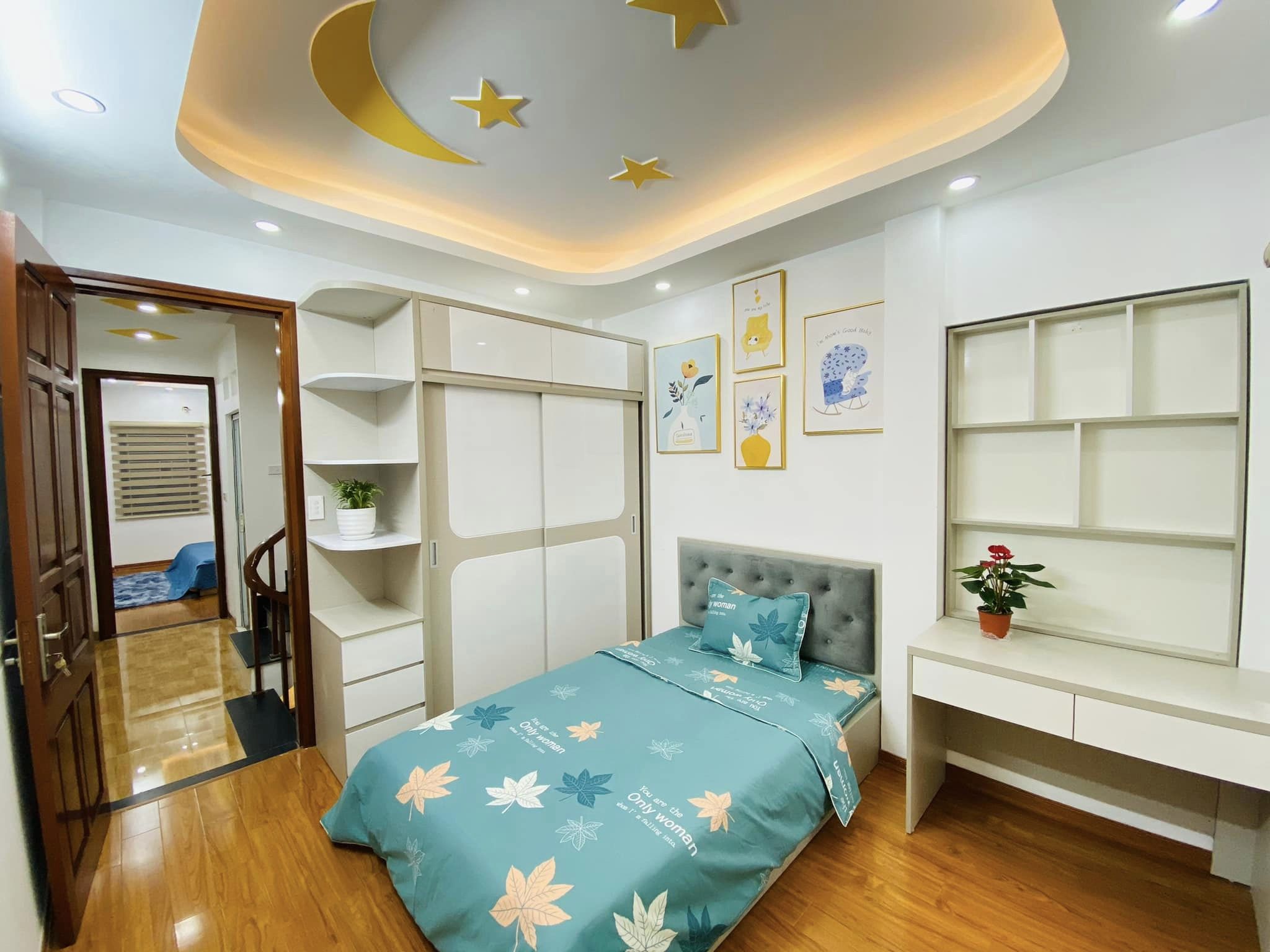 Ngõ nông, 5 phút tới chợ, trường học, bán nhà Thái Hà 3.45 tỷ