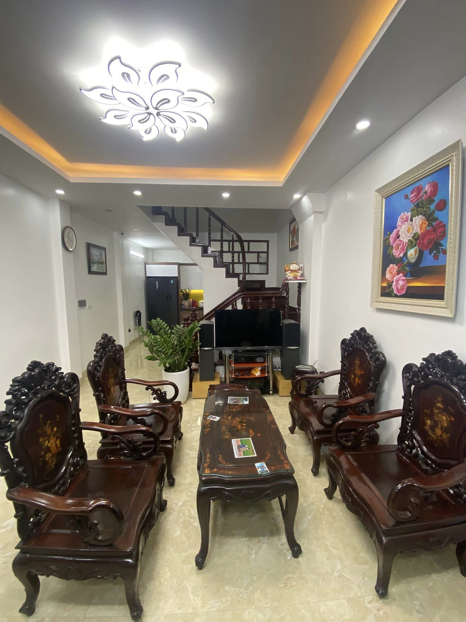 Thông sàn, Dân xây 4 năm, Phân lô dân trí bán nhà Phạm Ngọc Thạch