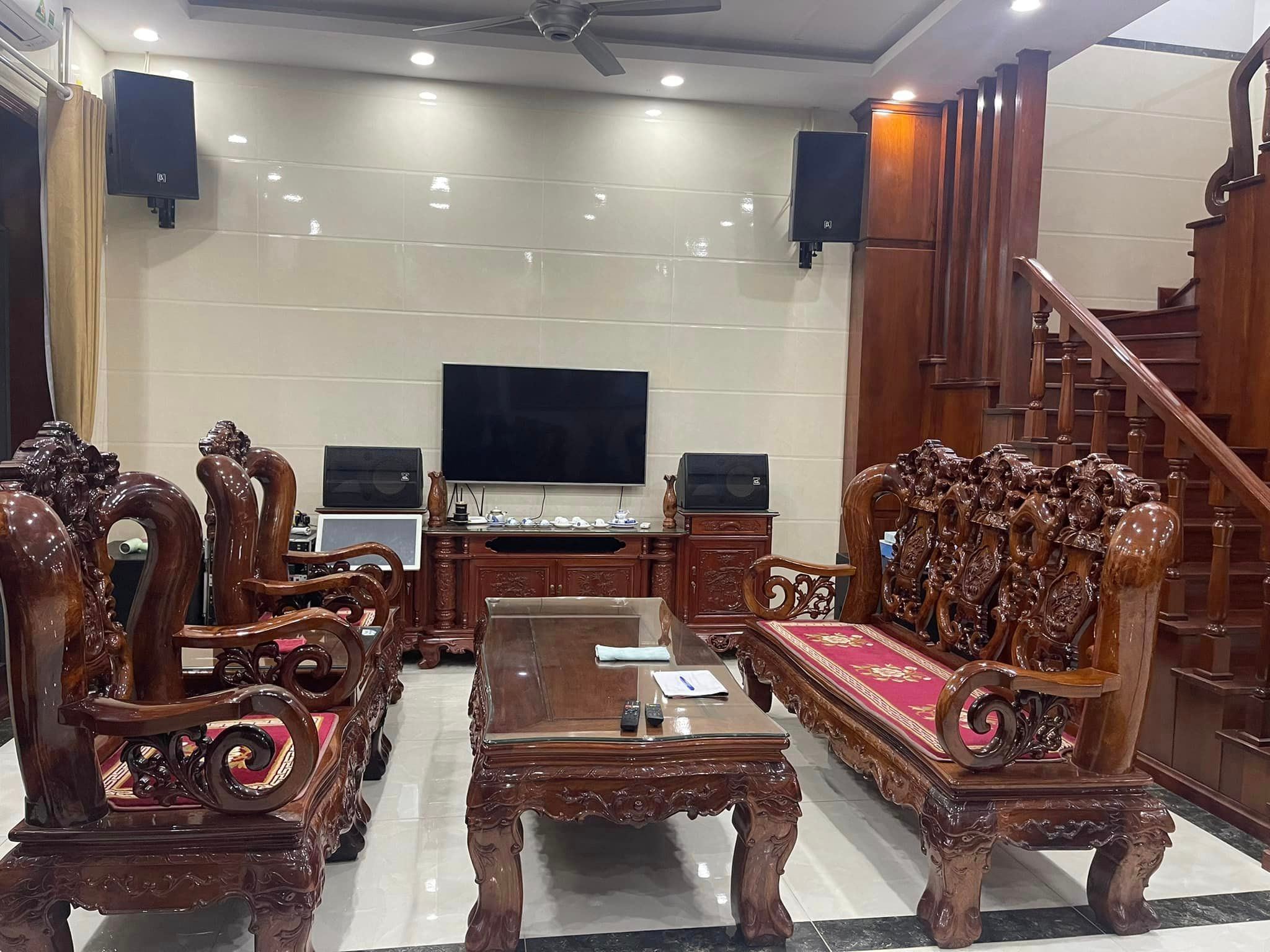 Nhà Vip Phố Xuân Thủy, Ô Tô Kinh Doanh, SĐCC, DT 55M2 4T, Mặt Tiền 3.8m, Giá Nhỉnh 6 Tỷ.