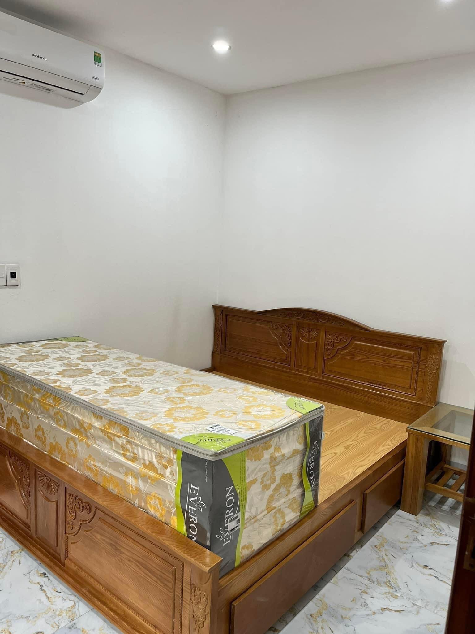Nhà Mới Đẹp Phố Nguyễn Khánh Toàn, Q. Cầu Giấy, Ô Tô Đỗ, Lô Góc, DT 52m2 5T, Mặt Tiền 4.1m, Giá 6.5 Tỷ
