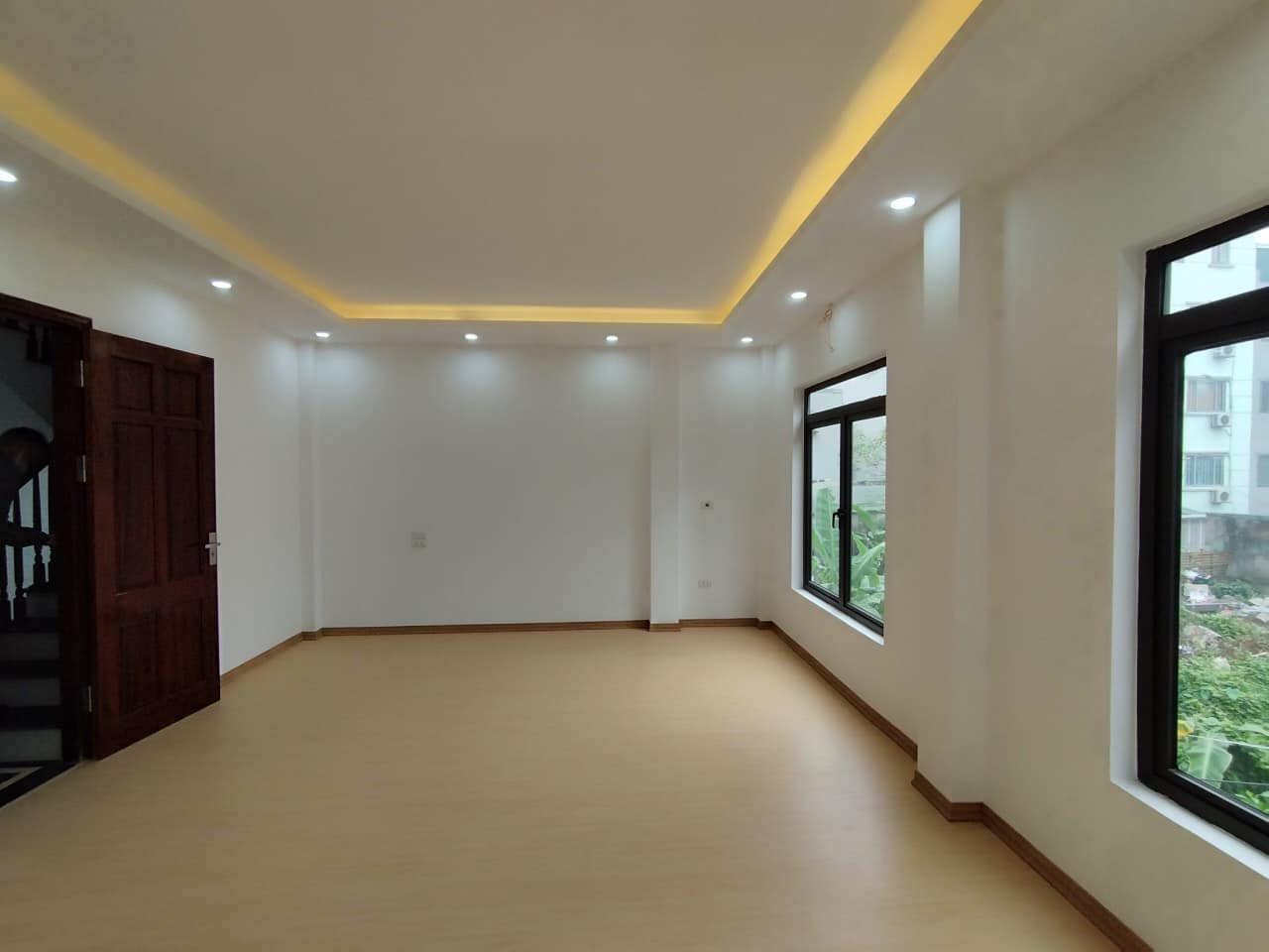 Phân lô, dân trí cao, ngõ ba gác thoáng đẹp bán nhà Đặng Văn Ngữ, Đống Đa