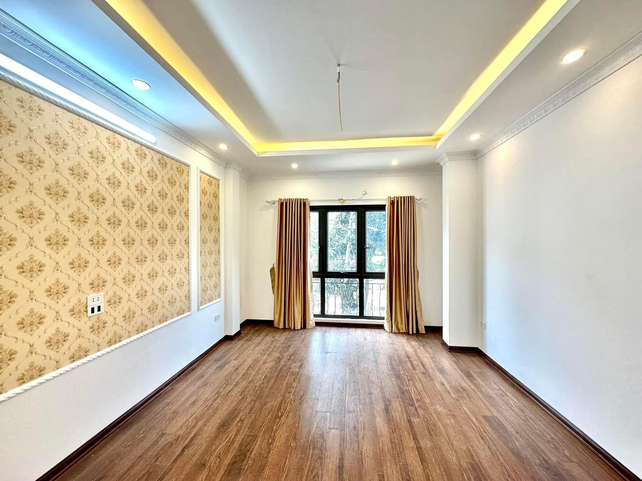 LÔ GÓC, 15m ra ô tô, nhà Phạm Ngọc Thạch, Phương Liên 62.8m CHỈ 7.05 tỷ