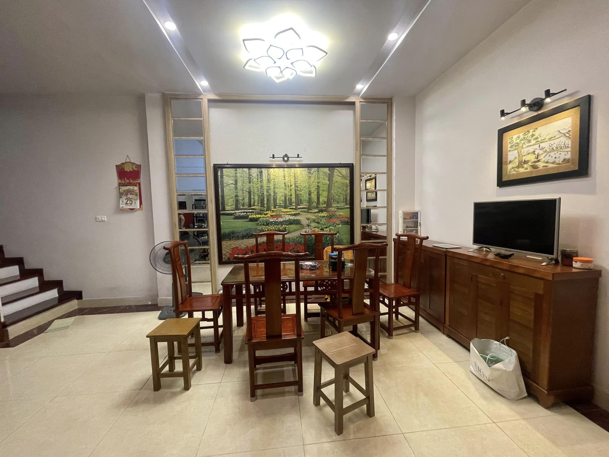 Ngõ thông, ba gác, dân xây bán nhà Phương Mai