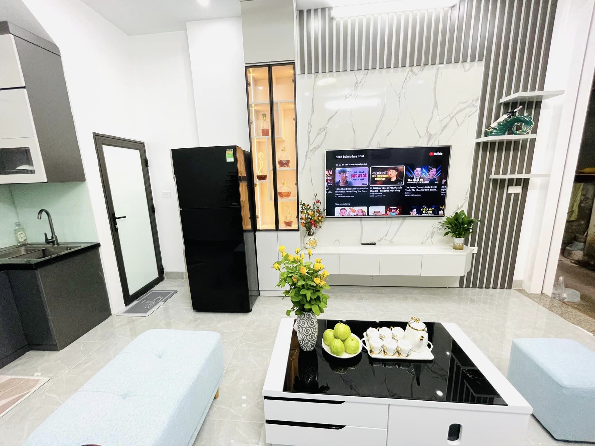 Bán nhà đường Trường Chinh, ngõ 15m, 2 thoáng, siêu đẹp ở ngay