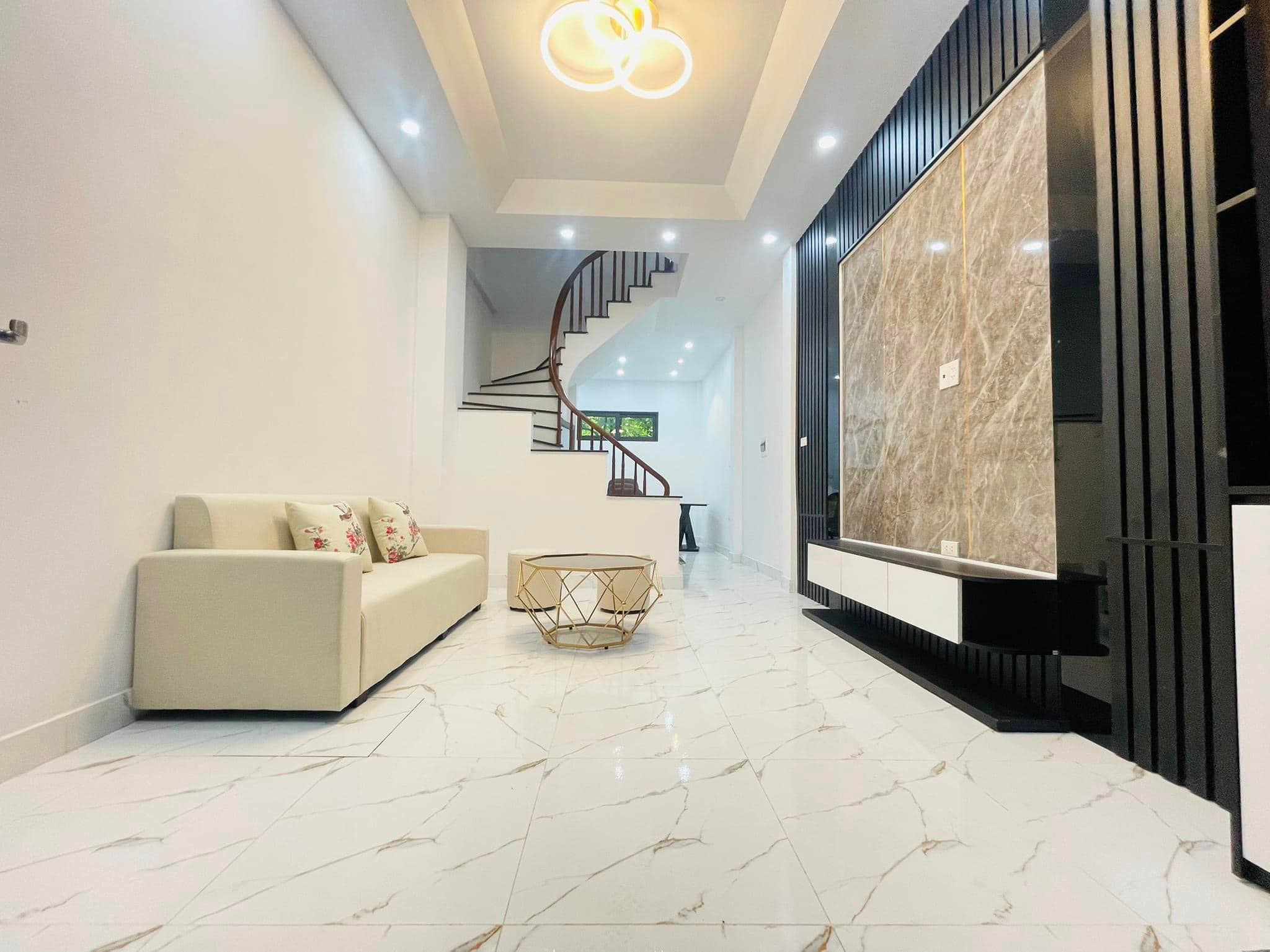 Bán nhà đẹp ở luôn, phân lô dân trí cao, Trường Chinh, Đống Đa